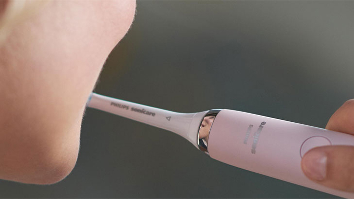 Brug af eltandbørste: teknik og fordele